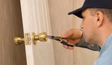 City Locksmith Services Independence, MO 816-406-0929 - 6-Locks-Replace